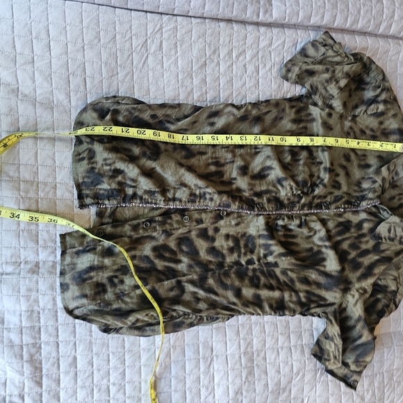 Animal Print Short Sleeve Button Down - Picture 5 of 8